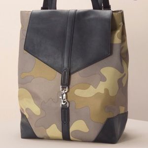 NWT Stella & Dot {Ava Backpack in Camo}